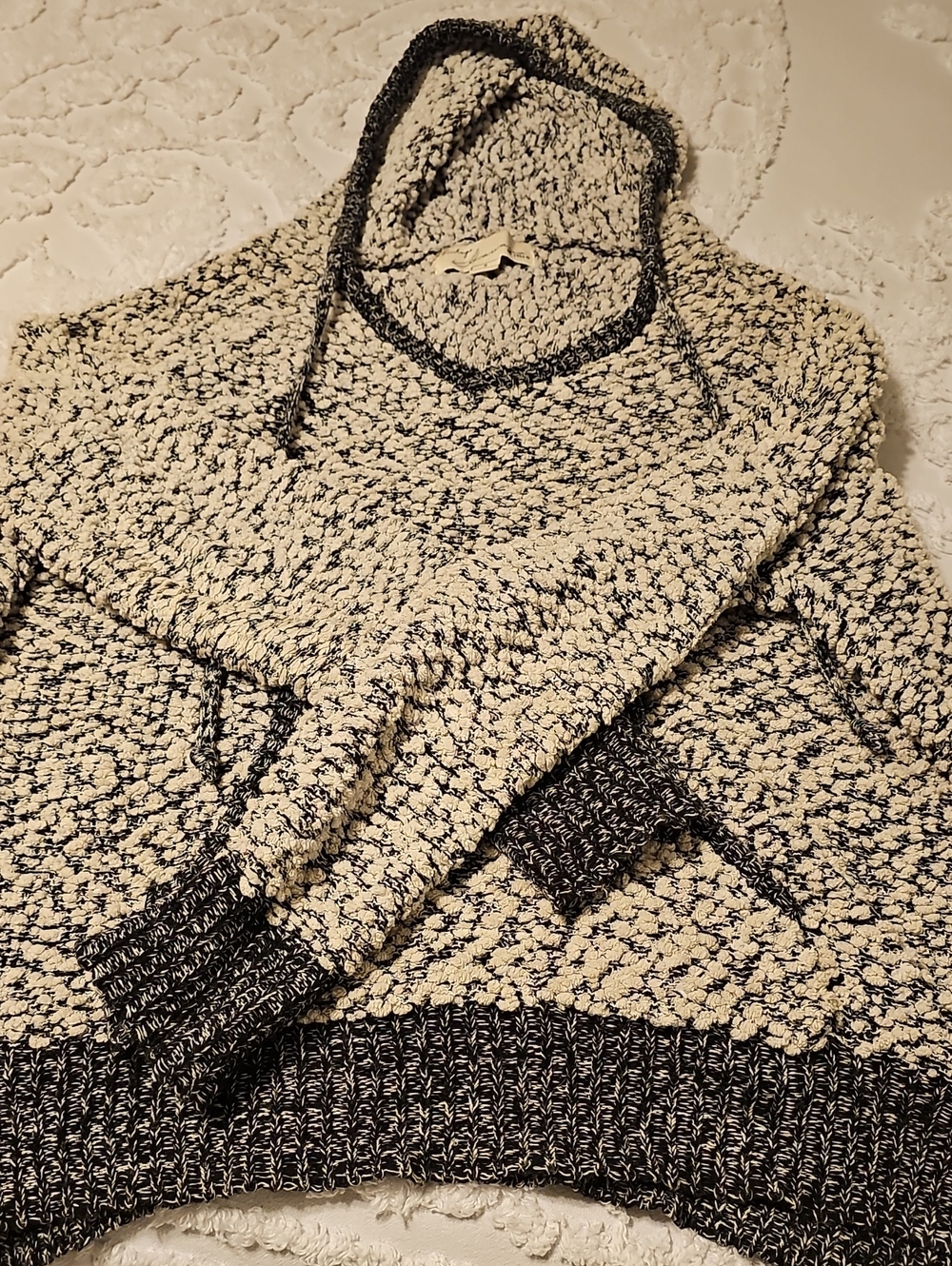 Vintage Havana Two-Tone Cowl Hoodie Sweater - Cream & Black